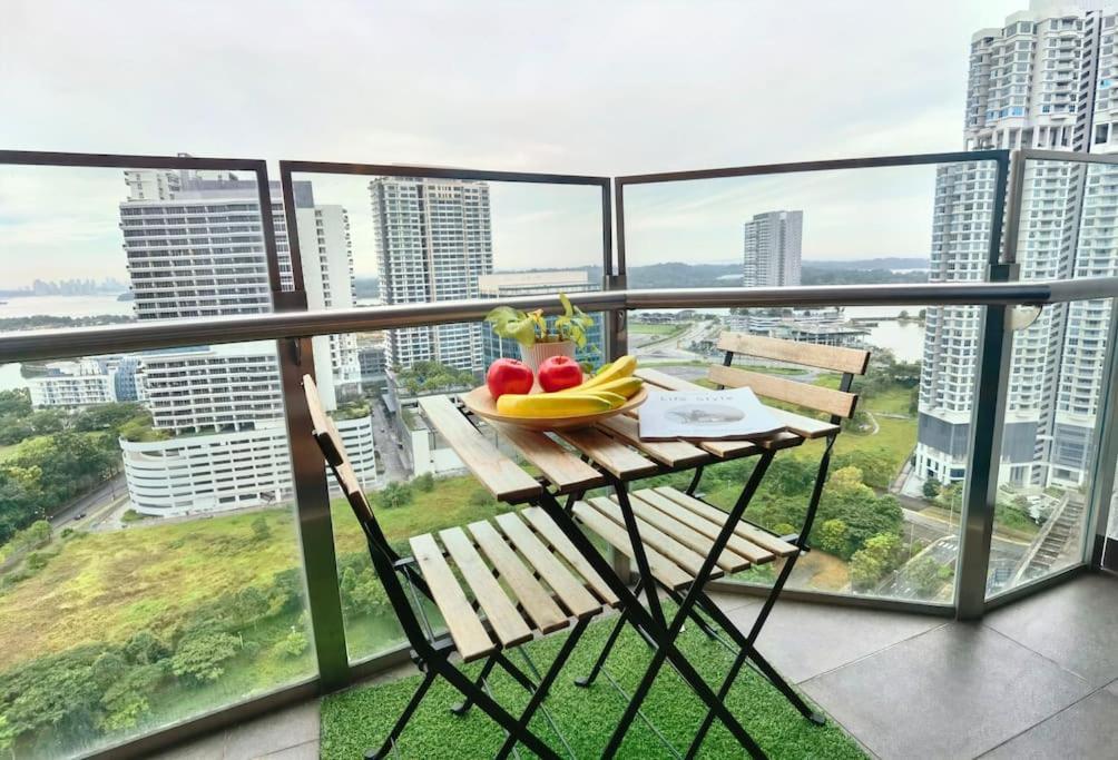 1519 Almas Suites Seaview Sunrise Netflix By Stay Nusajaya  Eksteriør bilde