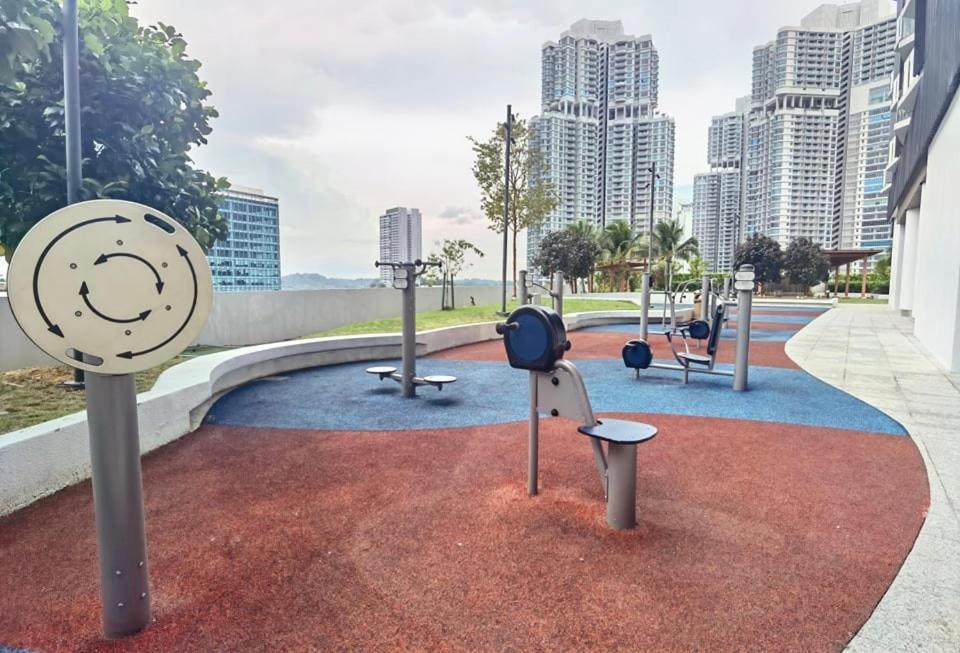 1519 Almas Suites Seaview Sunrise Netflix By Stay Nusajaya  Eksteriør bilde
